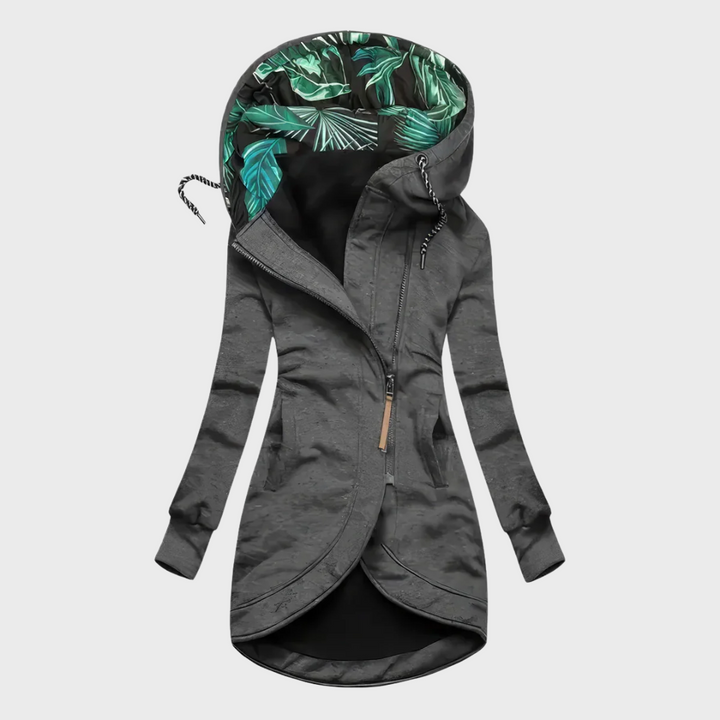 The Isla Coat – Warmth with a Touch of Nature